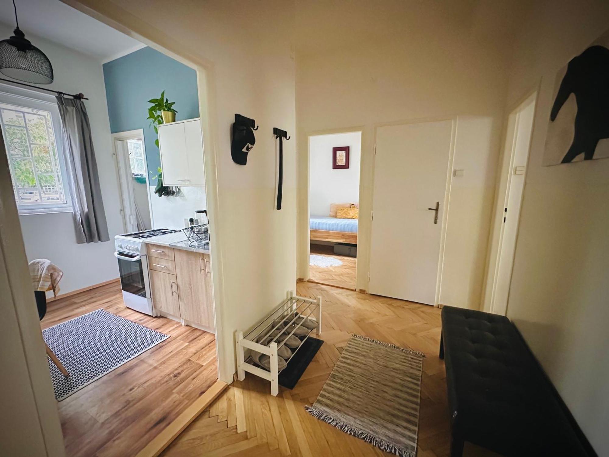 Boho Apartment In Old Town บราติสลาวา ภายนอก รูปภาพ